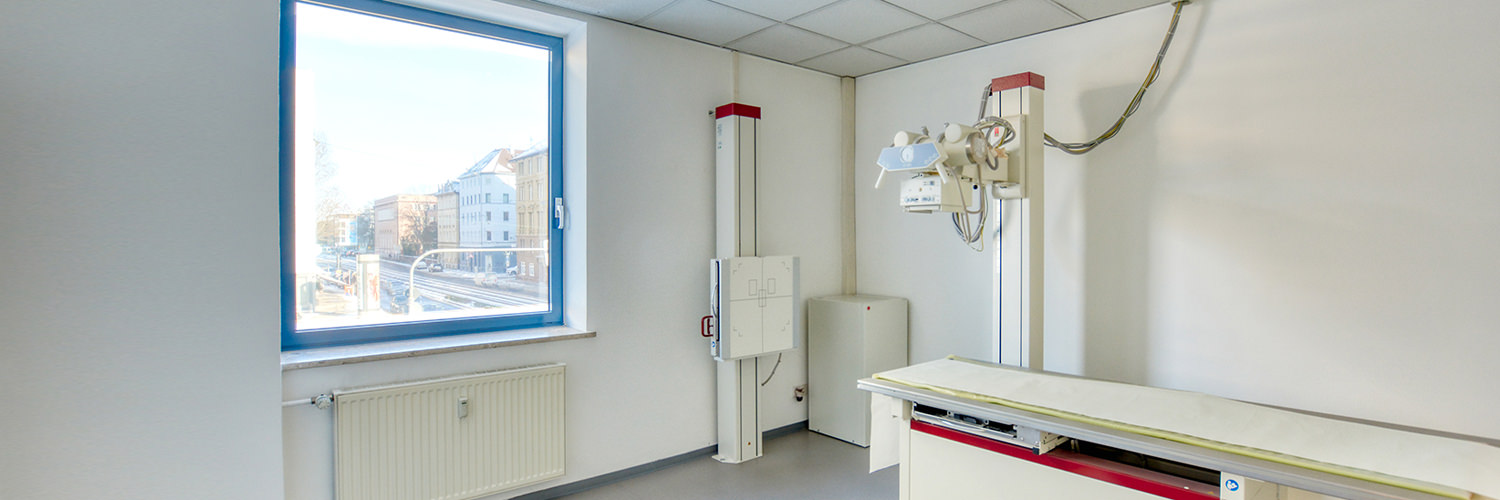 Orthopäde Stuttgart Nord - Dr. Amro - Behandlungszimmer